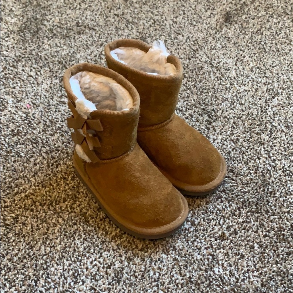 Kookaburra by Ugg’s toddler boots